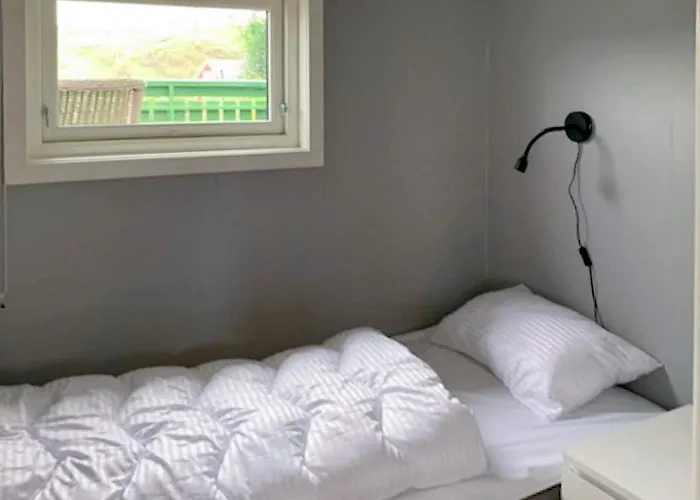 בית נופש 6 Person In *